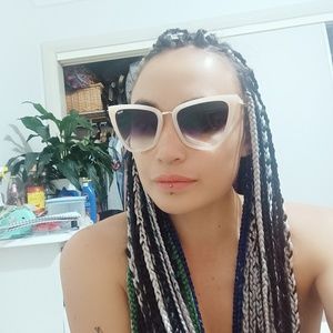 Meet your Posher, Rachael